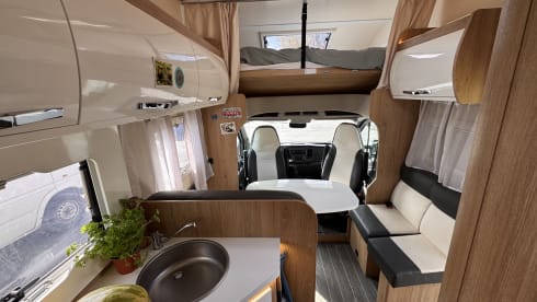 5p Ford alcove from 2021
