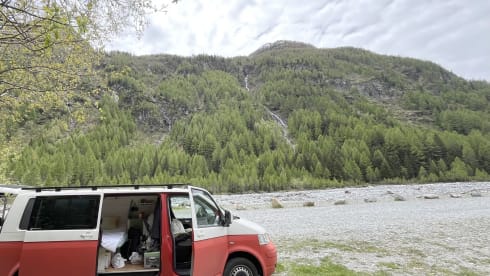 Twinkie – ✨On an adventure in a van✨