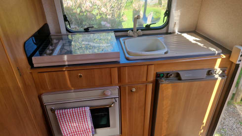 Bunnie – By the sea Motorhome hire