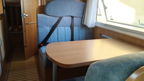 Noleggia il Camper dei tuoi Sogni per una Vacanza Indimenticabile!