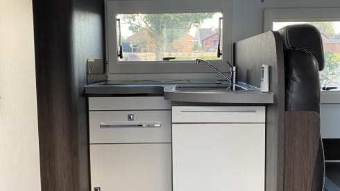 4p Benimar semi-integrated from 2021