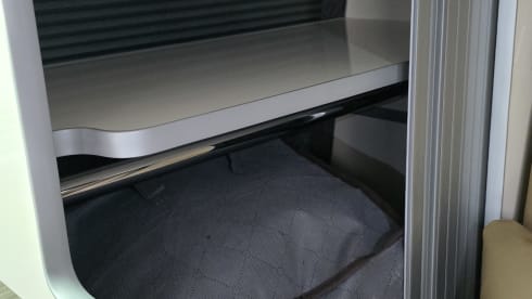 Happy  – LWB Volkswagen campervan - 4 Berth fully kitted out 