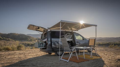 Abbey – Economical bus camper from 2024