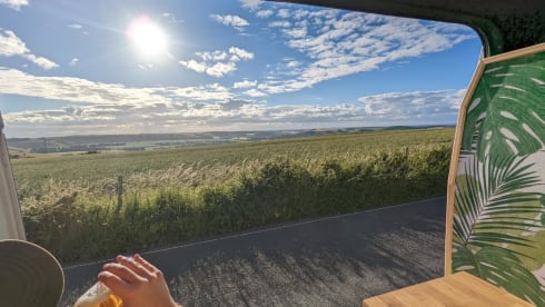 Reggie – 2 berth Peugeot bus from 2016