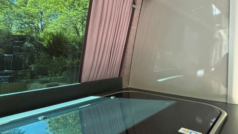 4 berth Volkswagen Campervan - Perfect for couples and families of 4