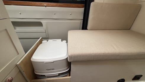 Accogliente camper autosufficiente