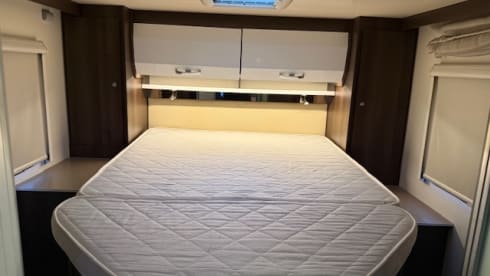 5 berth Roller Team alcove from 2018