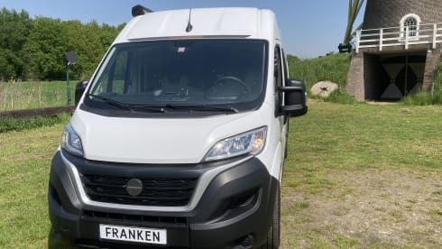 Weinsberg CaraBus 600 MQ as new from 2023