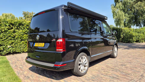 QPO – 4-person Volkswagen campervan from 2017