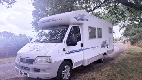 Coral  – 4 berth Fiat semi-integrated from 2006
