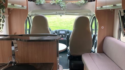 4p Knaus semi-integrated from 2014