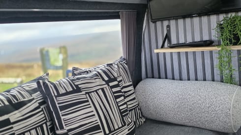 Samuel – Ford-Bus mit 3 Schlafplätzen aus dem Jahr 2013