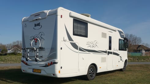 4p McLouis Yearling integrated uit 2021