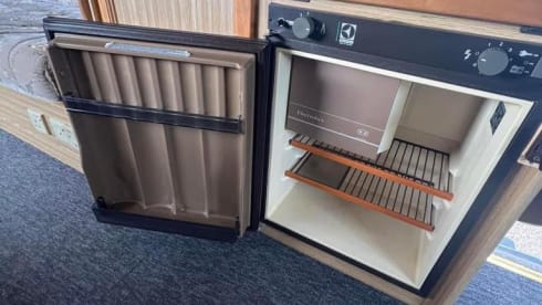 SEF – 4 berth Peugeot alcove from 1997