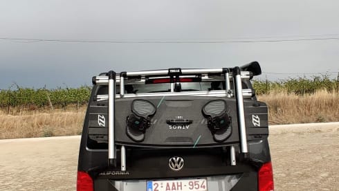 NOUVEAU VW CALIFORNIA AVEC PORTE-VÉLOS