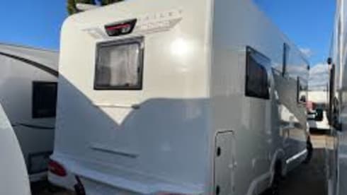 Daisy – 4 berth Bailey Adamo 75-4DL motorhome from 2026