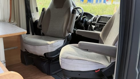 3p Pössl campervan uit 2017