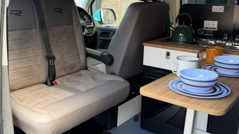 Jura – Jura - VW Transporter T6.1 4 Berth