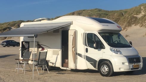 4p Fiat semi-integrated uit 2014