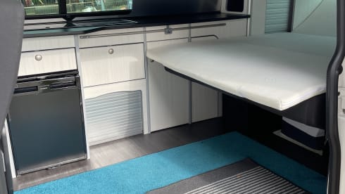 Sunny Scotland Campers  – Volkswagen transporter, sleeps 2 and pet friendly