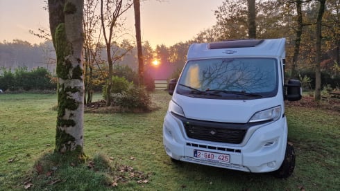 Camper Ledegem – 2p Carado semi-integrated from 2024