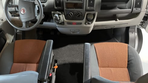 2p Fiat campervan from 2011