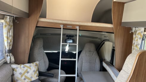 4 berth - Autotrail Tribute T-715 