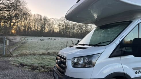 6 berth Ford Transit Roller Team 675 2021