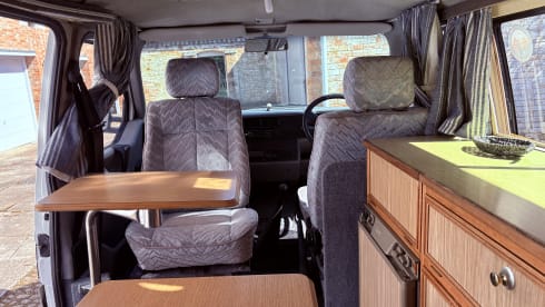 Vanny – Volkswagen Trident 1994 berth Campervan  1994.          