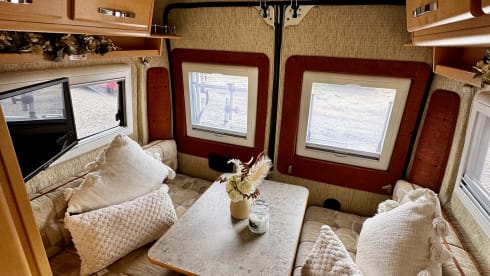 Rolling Retreat ✨ – Stunning 2 berth Fiat campervan 