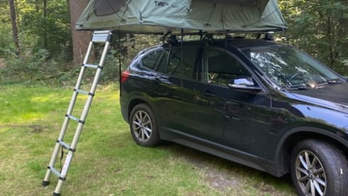 Daktent huren – Thule roof tent including BMW X1