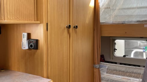 Reispaleis – 6p LMC alcove from 2003