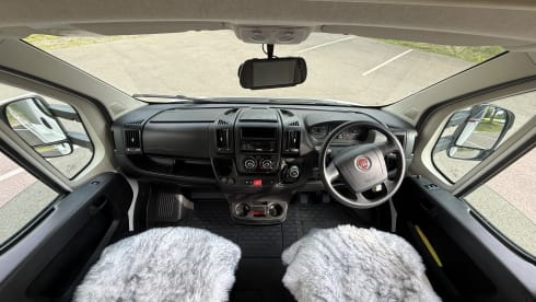 Hoggy express  – 7 berth motorhome