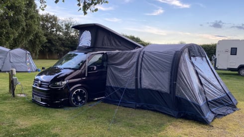 Bentley  – Gorgeous Blackberry VW T6 Campervan with Starlight Ceiling 