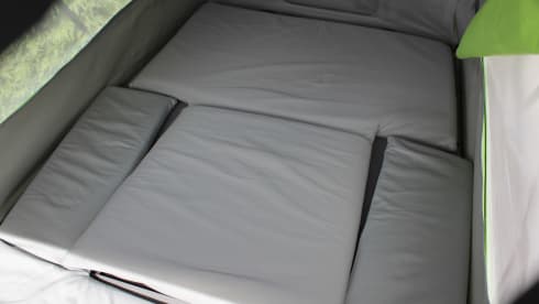 Madza Bongo 4 Berth Campervan