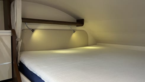 4 person camper (Alcove) l Fiat XGO Dynamic 20 from 2019