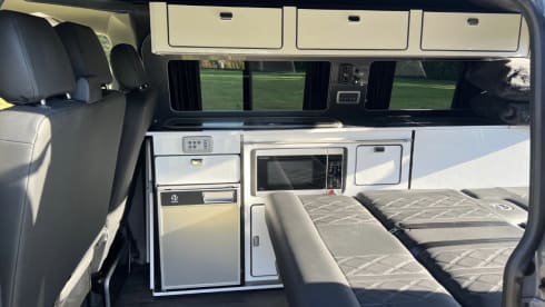Rita  – 4 berth Volkswagen campervan from 2021