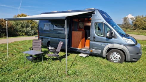 Super nice Fiat Ducato Karmann bus camper