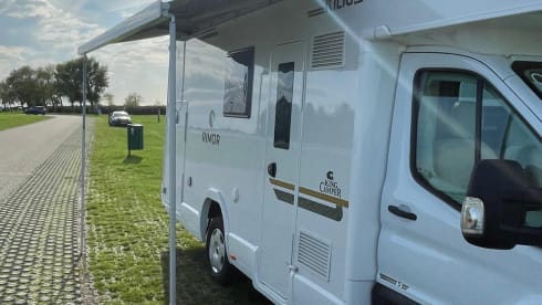 Queen K – Nieuwe Rimor camper voor 6