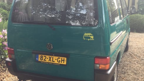 Vw westfalia California bus camper T 4 with max.4 sleeping places