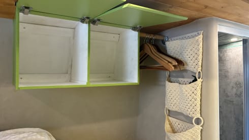 Ritser – Off-grid Volkwagen crafter buscamper 2p