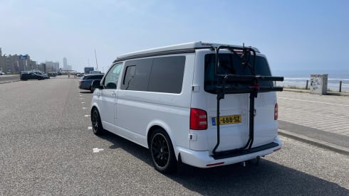 Maak kennis met Adam – Moderne en complete 4-persoons VW T6 | Euro 6 (rijklaar)