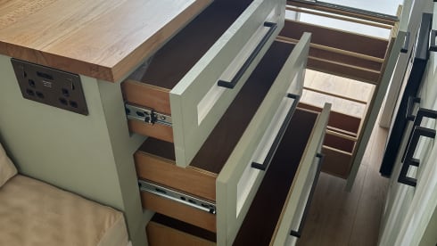 Lil Jem – *OFF GRID* Tiny Home -2 berth Mercedes Sprinter