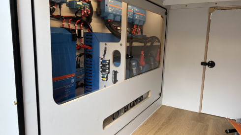 Bespoke Mercedes Sprinter Campervan. Fully Equipped for Ultimate Adventure