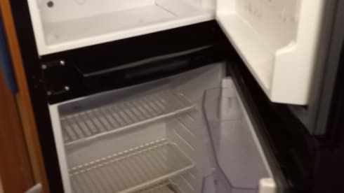 5p Challenger alcove camper from 2009