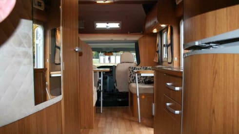 Km vrij – Luxury 4 person(*) Ford Rimor Alcove