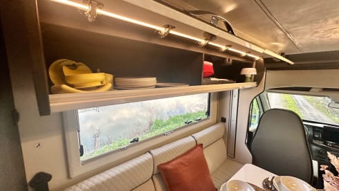 Mobilhome Op Sjok – Familievriendelijke Mobilhome – RollerTeam 274 TL Ruim Comfortabel (4p)