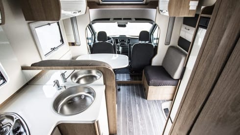 Camper Ford TL 265 roller team  – Freiheit auf vier Rädern Ihre Reise beginnt dort, wo Sie möchten 