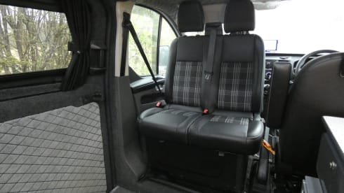 Mia – Mountain Edition- Ford Transit Custom 4 Berth