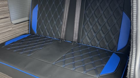 Luther – 4 berth Volkswagen T6 campervan from 2017